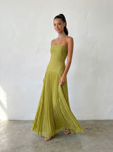 Cargar imagen en el visor de la galería, Jolie Dress