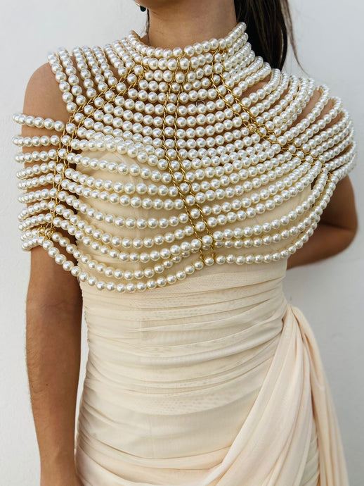 Pearl cape